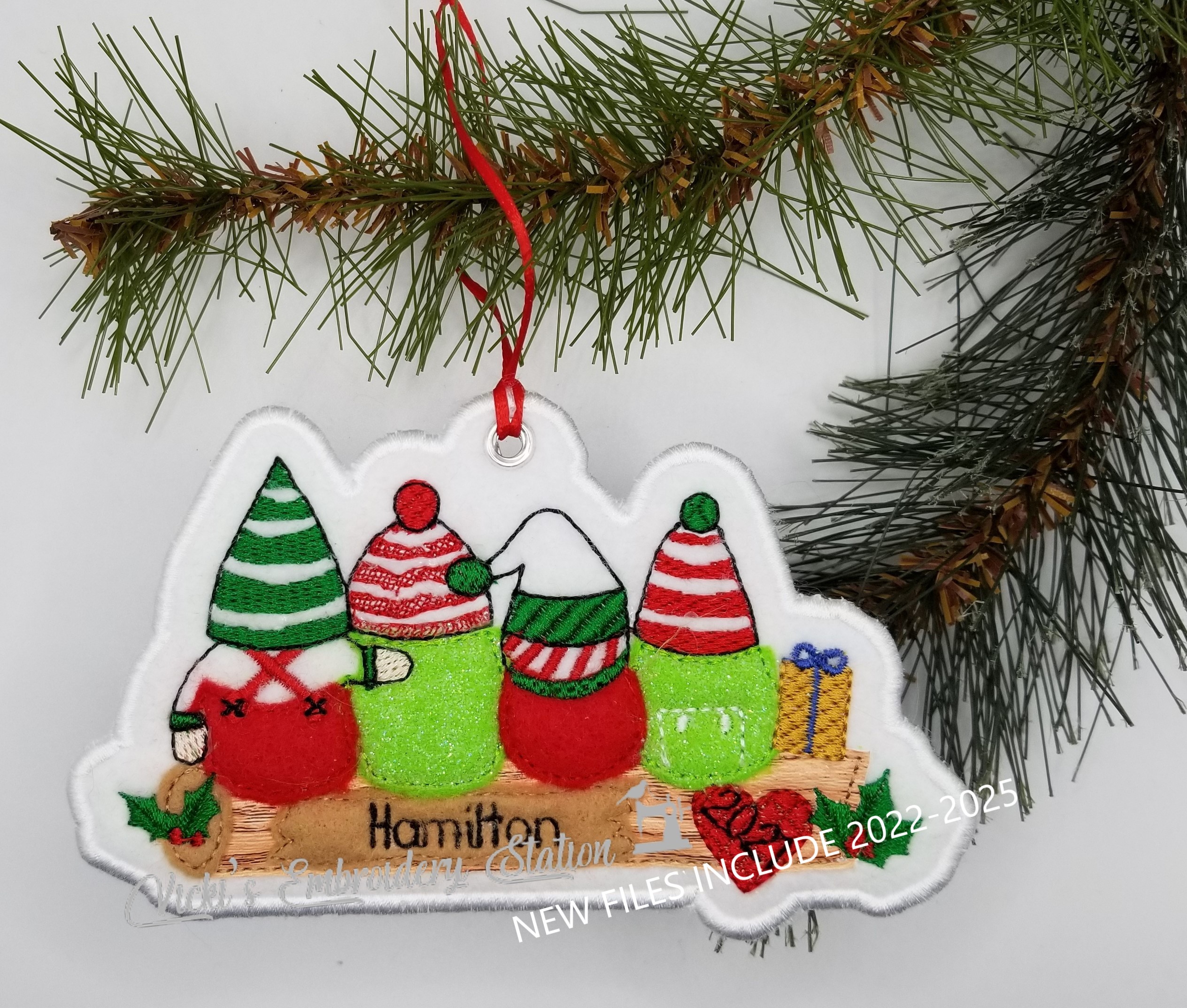 Elves on a Log Family of 4 Felt Ornament