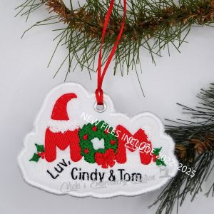 Mom w/Wreath Ornament