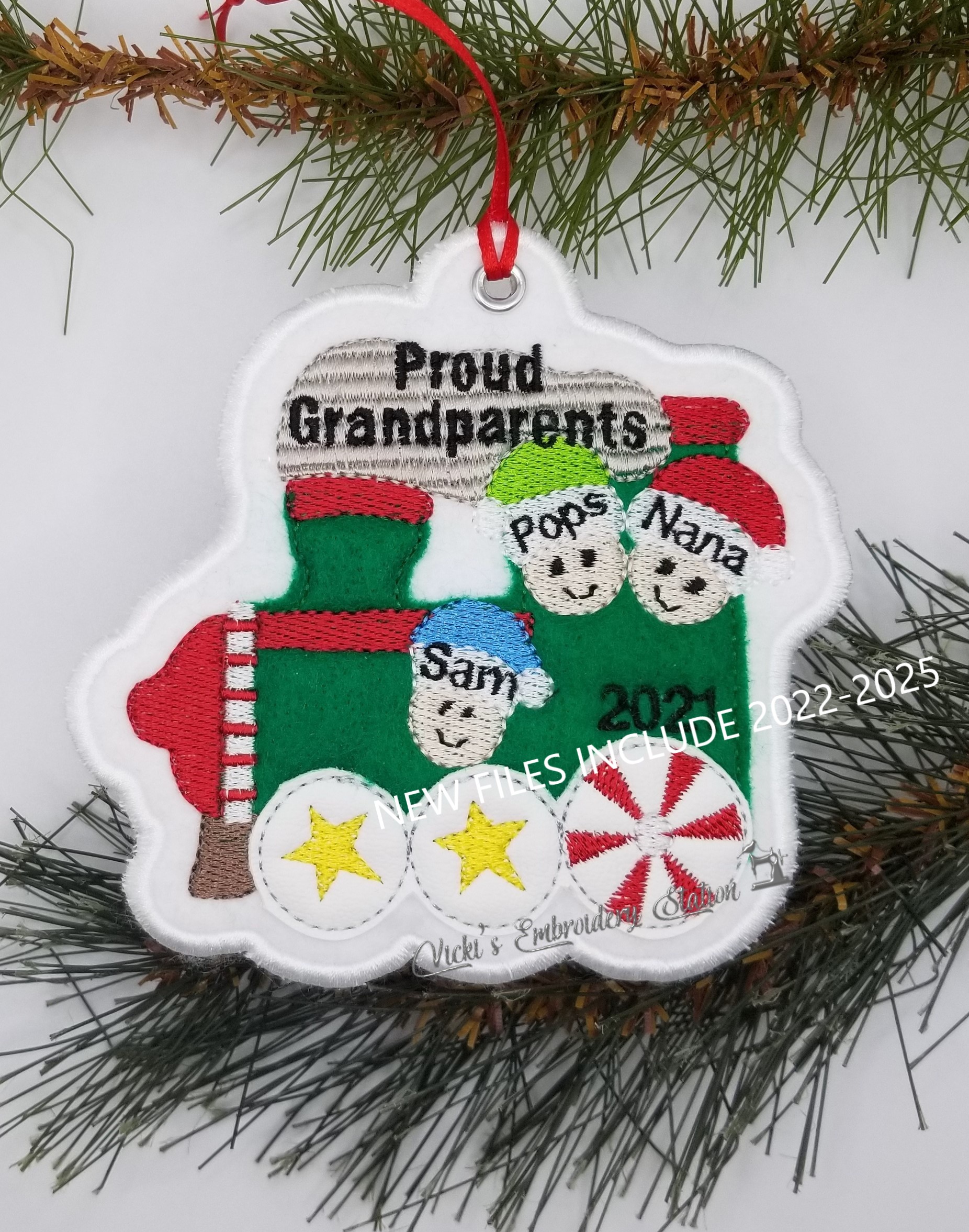 Train Engine Grandparents 1 Child Ornament