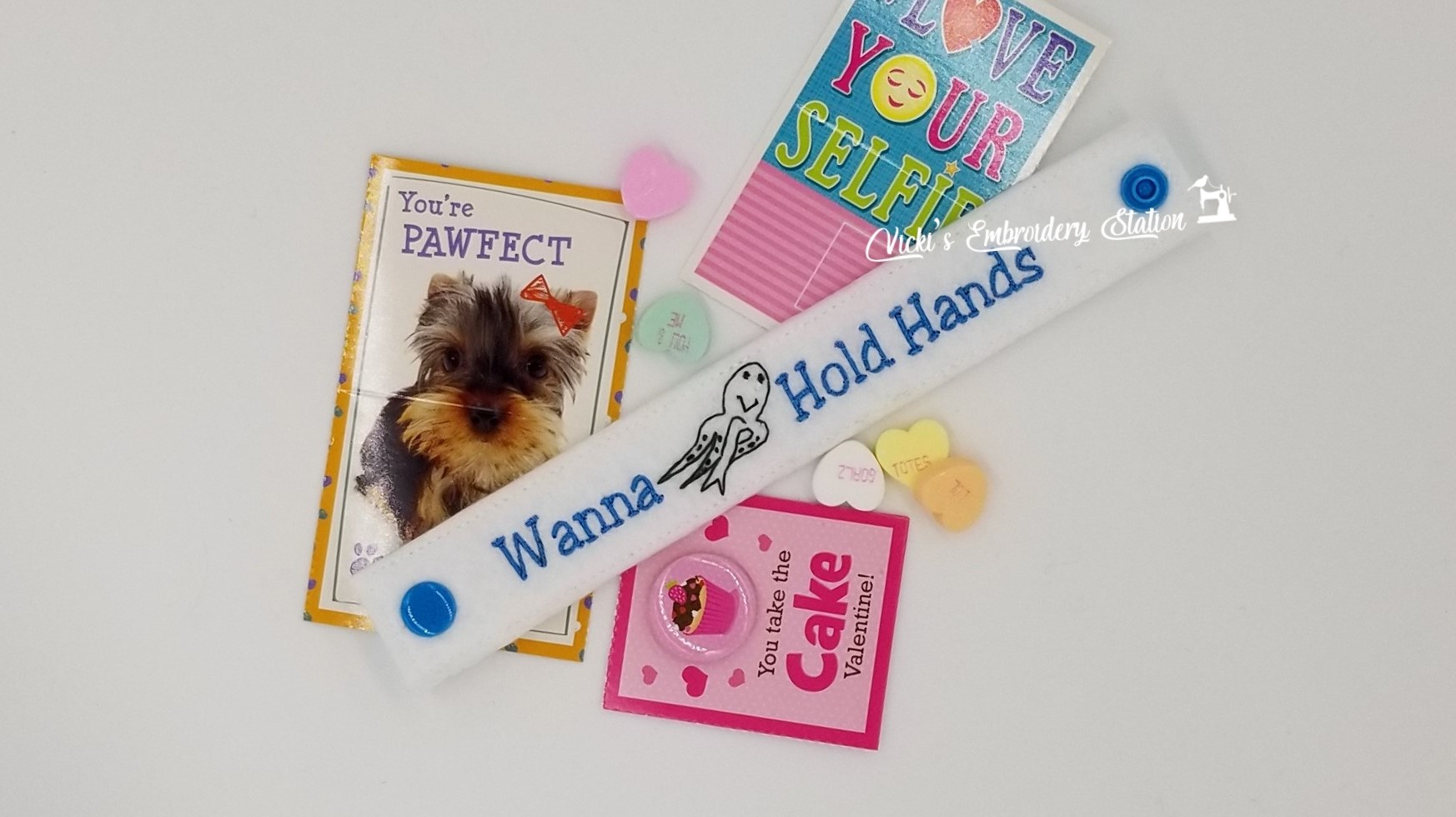 Wanna Hold Hands Valentine Bracelet VES