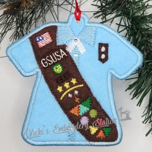 Girl Scouts Brownies w/Sash Ornament