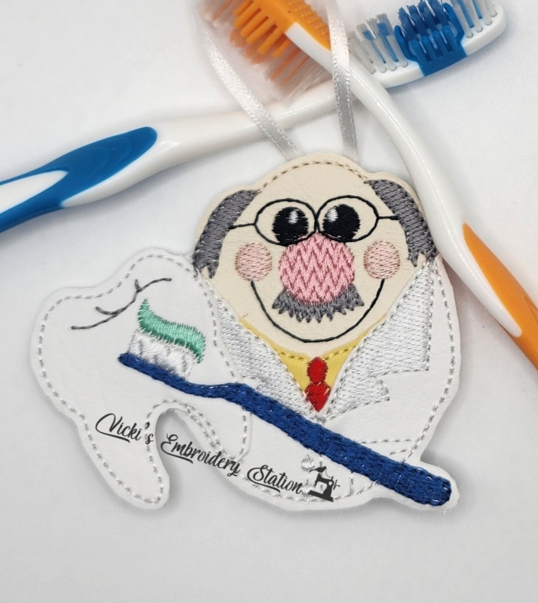 Dentist Magnet Ornament (Male) - Image 3