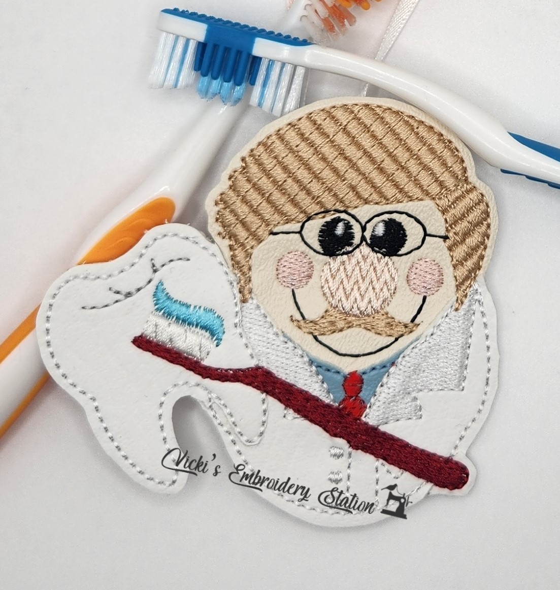Dentist Magnet Ornament (Male) - Image 2